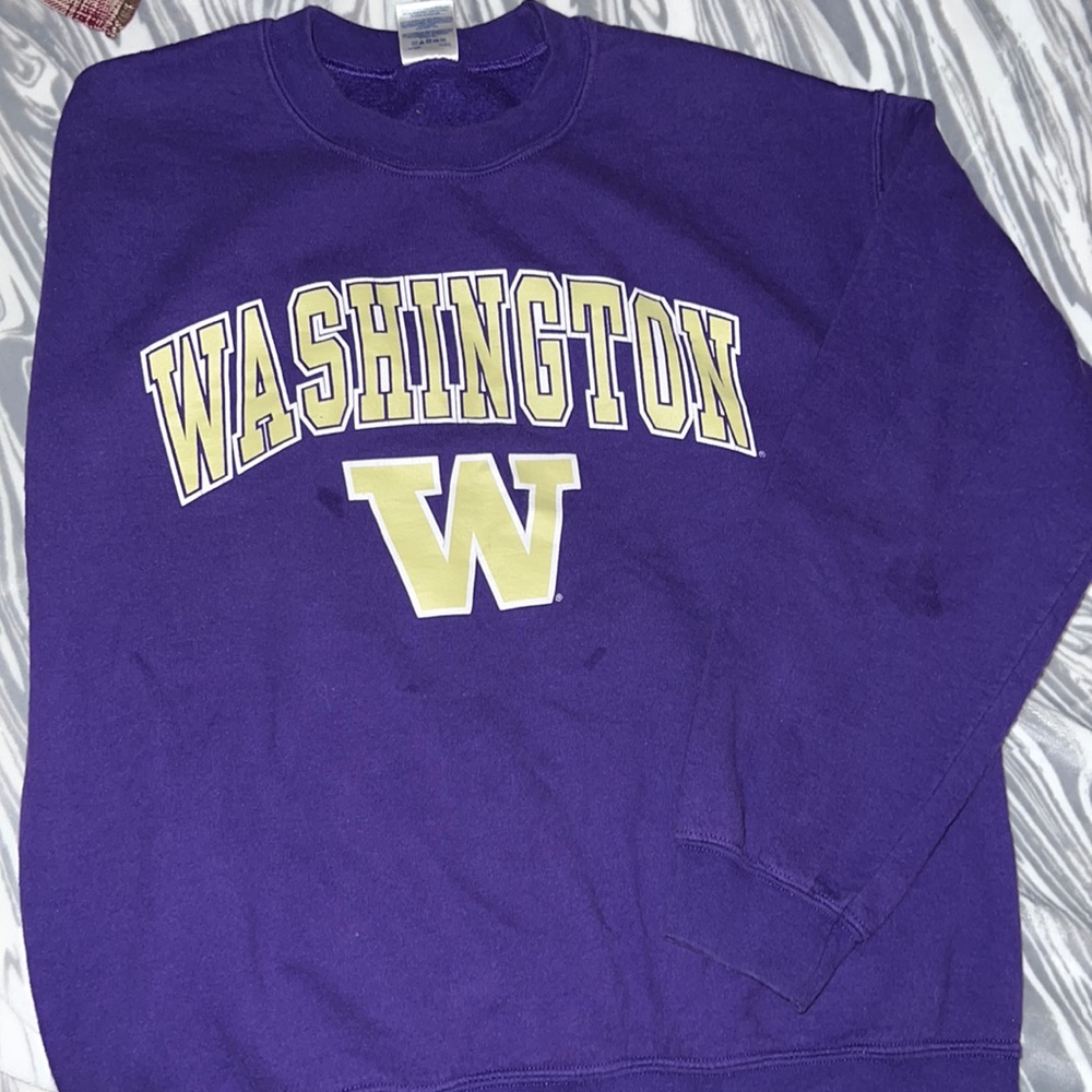 University of Washington vintage crew neck